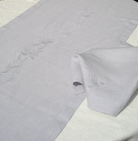 (image for) Hemp Runner - Ice Grey with Vine Embroidery, 40cm x 180cm
